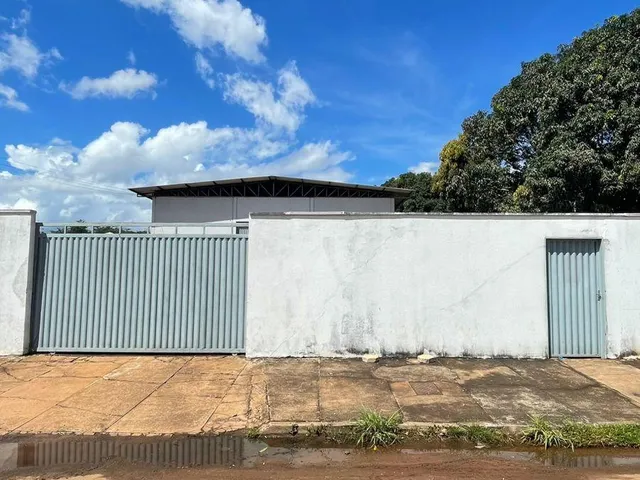 Galpão / Barracão com 2156m², para alugar, no bairro Plano Diretor Sul em Palmas