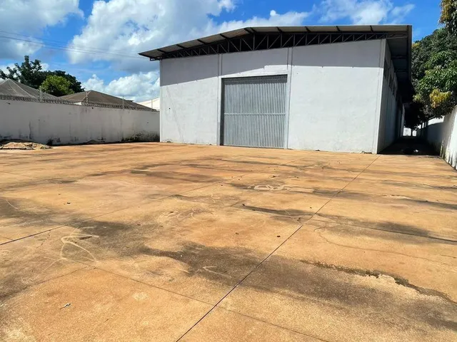 Galpão / Barracão com 2156m², para alugar, no bairro Plano Diretor Sul em Palmas