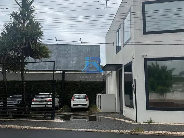 Prédio com 600m², para alugar, no bairro Vila Capelletto em Itatiba