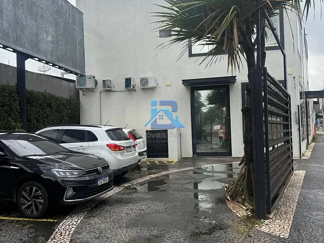Prédio com 600m², para alugar, no bairro Vila Capelletto em Itatiba