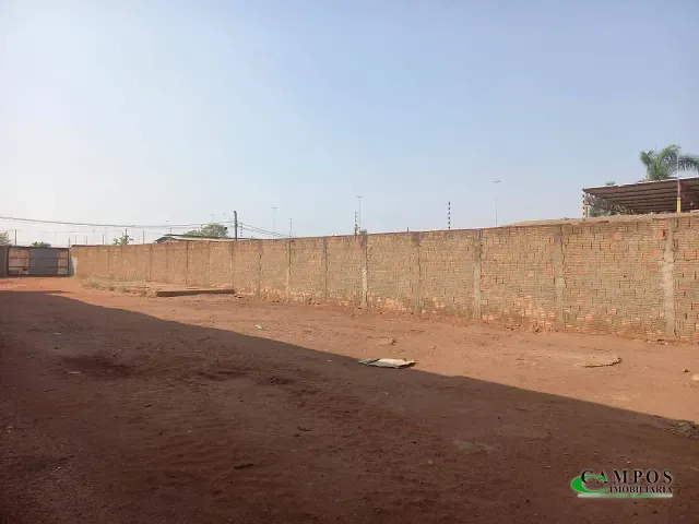 Galpão / Barracão com 500m², para alugar, no bairro Jardim Alvorada em Três Lagoas