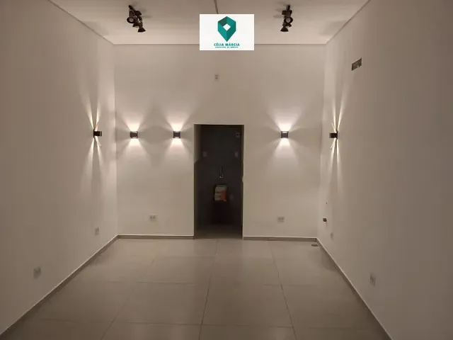 Galpão / Barracão com 100m², para alugar, no bairro Vila Rio Branco em Jundiaí