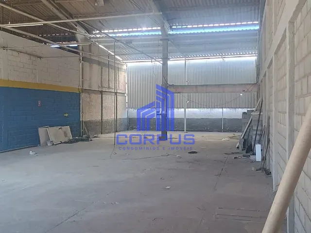Galpão / Barracão à venda ou para alugar, no bairro Campo Redondo em São Pedro da Aldeia