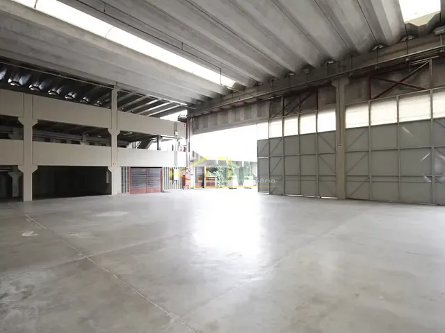 Galpão / Barracão com 2936m², para alugar, no bairro Parque Novo Mundo em São Paulo