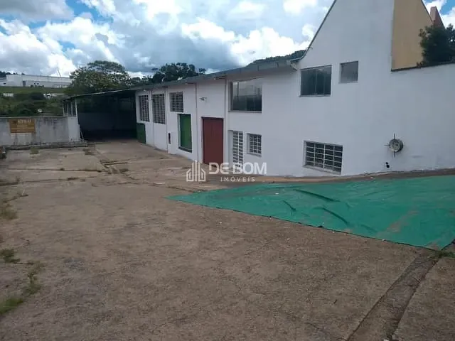 Galpão / Barracão com 2300m², à venda, no bairro Bortolan em Poços de Caldas