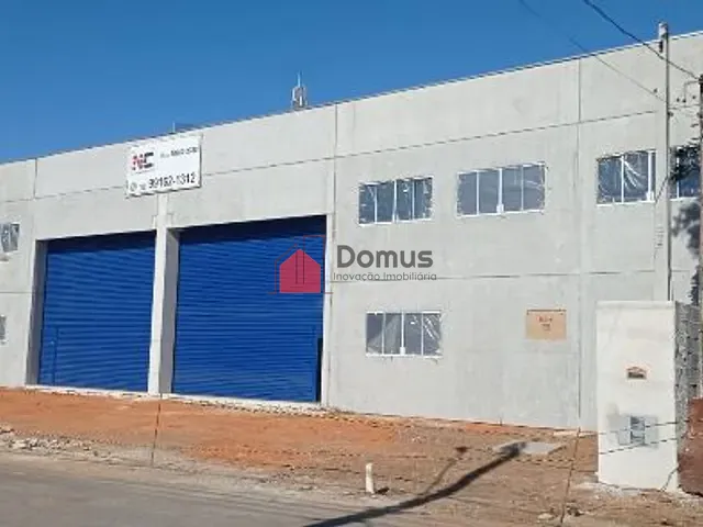Galpão / Barracão com 1050m², para alugar, no bairro Cidade Nova em Pindamonhangaba