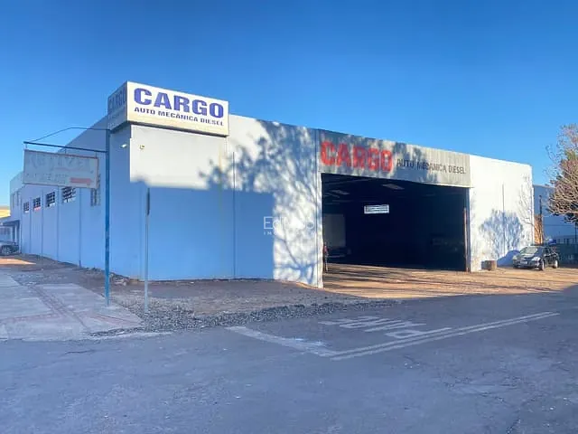 Galpão / Barracão para alugar, no bairro Parque São Paulo em Cascavel