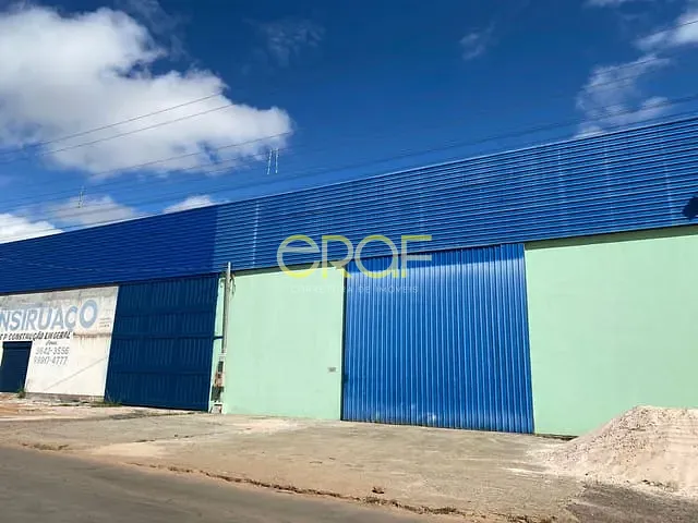 Galpão / Barracão à venda ou para alugar, no bairro Jardim Ypê em Formosa