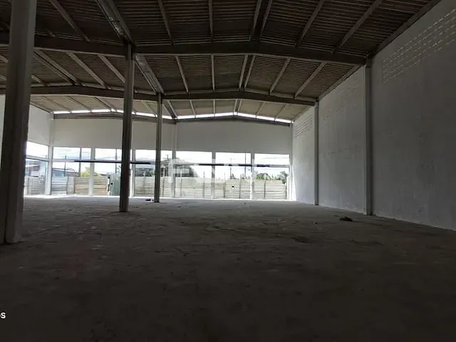 Galpão / Barracão com 300m², para alugar, no bairro Bairro Novo em Camaçari