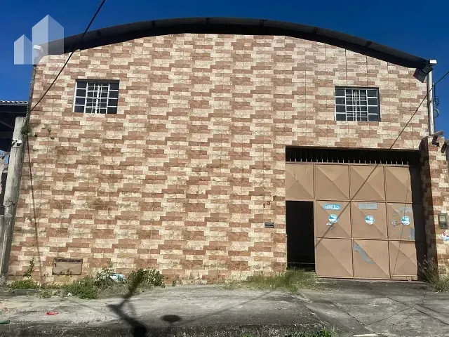Galpão / Barracão com 322m², à venda ou para alugar, no bairro Ponto Chic em Nova Iguaçu
