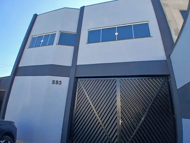 Galpão / Barracão com 281m², para alugar, no bairro Jardim Boa Vista em Limeira