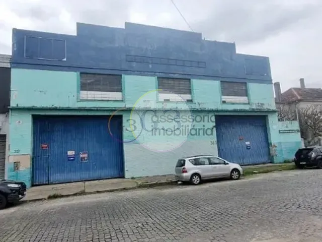 Galpão / Barracão com 1272m², para alugar, no bairro Centro em Pelotas
