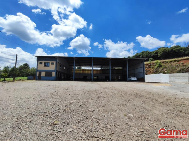 Galpão / Barracão com 2752m², à venda, no bairro BR em Nova Araçá