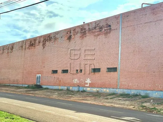 Galpão / Barracão com 3975m², para alugar, no bairro Campo Belo em Londrina