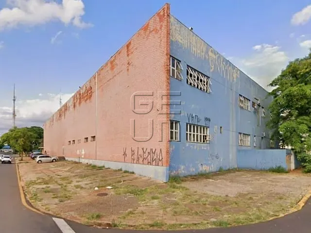 Galpão / Barracão com 3975m², para alugar, no bairro Campo Belo em Londrina