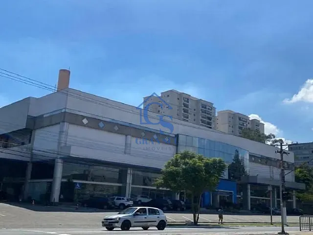 Galpão / Barracão com 9699m², à venda ou para alugar, no bairro Santo Amaro em São Paulo