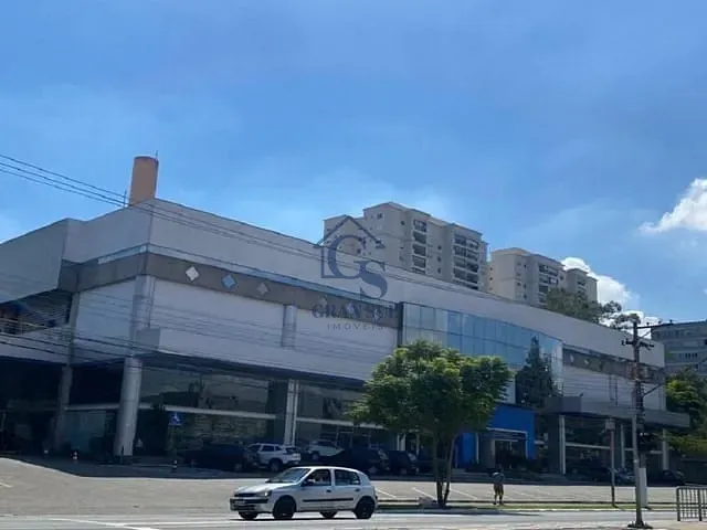 Galpão / Barracão com 9699m², à venda ou para alugar, no bairro Santo Amaro em São Paulo