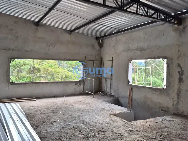 Galpão / Barracão com 600m², à venda, no bairro Bairro do Uberaba em Bragança Paulista