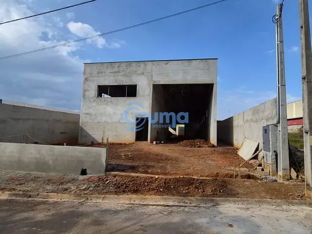 Galpão / Barracão com 600m², à venda, no bairro Bairro do Uberaba em Bragança Paulista