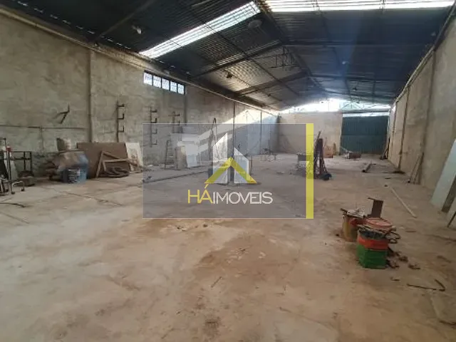 Galpão / Barracão com 600m², para alugar, no bairro Dona Clara em Belo Horizonte