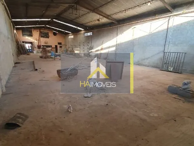 Galpão / Barracão com 600m², para alugar, no bairro Dona Clara em Belo Horizonte
