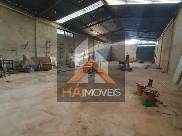 Galpão / Barracão com 600m², para alugar, no bairro Dona Clara em Belo Horizonte