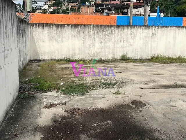 Galpão / Barracão com 1000m², para alugar, no bairro Baiminas em Cachoeiro de Itapemirim