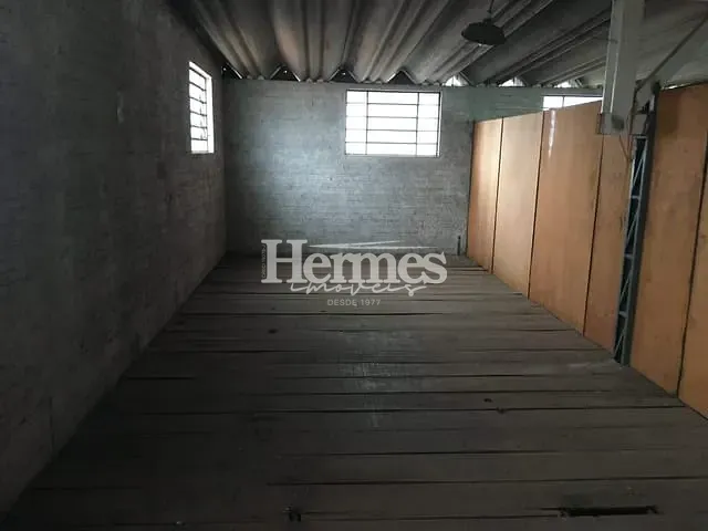 Galpão / Barracão com 384m², à venda, no bairro Vila Santa Isabel em Campinas