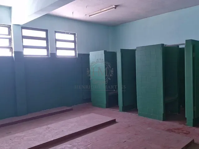 Galpão / Barracão com 3700m², para alugar, no bairro São Cristóvão em Rio de Janeiro