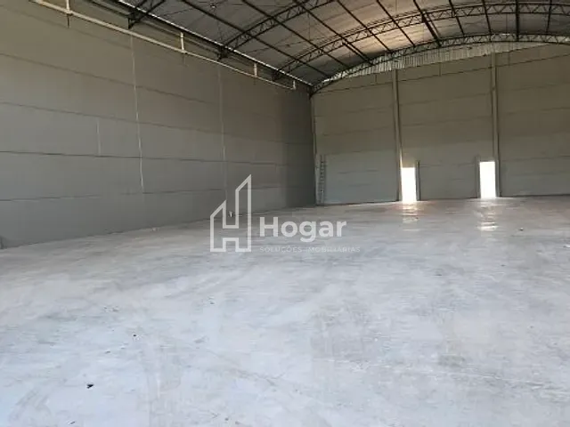 Galpão / Barracão à venda ou para alugar, no bairro Cilo 2 em Londrina