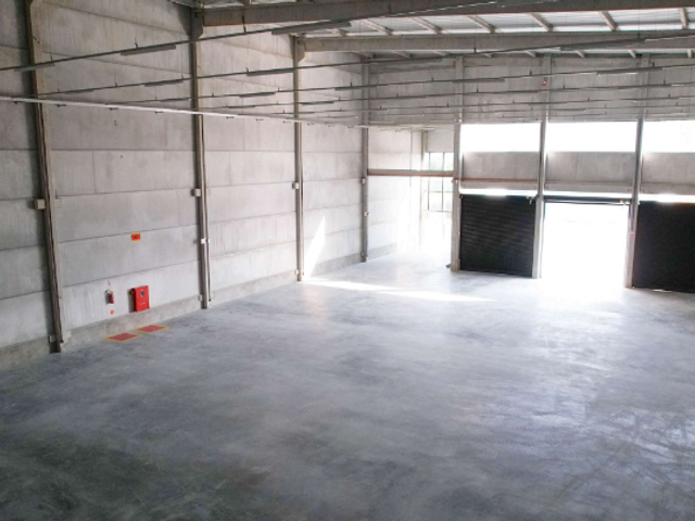 Galpão / Barracão com 3000m², à venda, no bairro Centro em Porto Belo