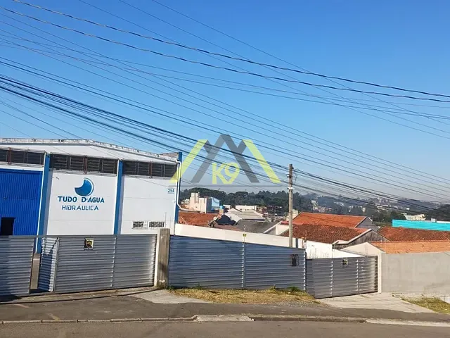 Galpão / Barracão com 596m², à venda, no bairro Osasco em Colombo