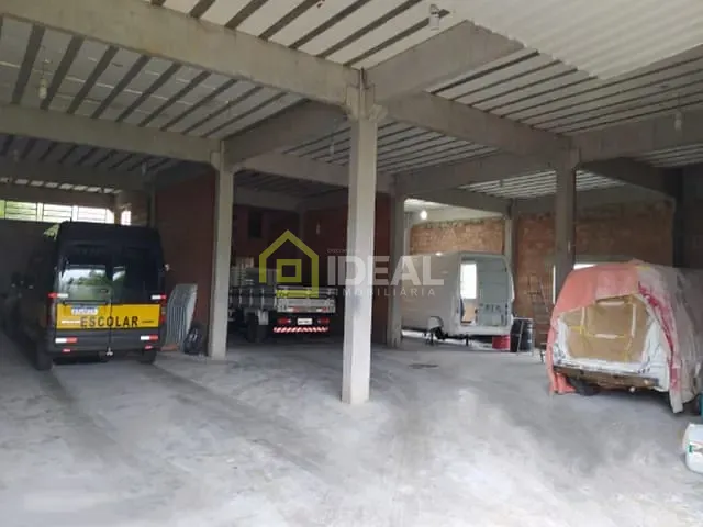 Galpão / Barracão à venda, no bairro Arvoredo em Concórdia