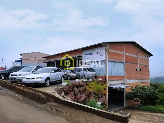 Galpão / Barracão à venda, no bairro Arvoredo em Concórdia