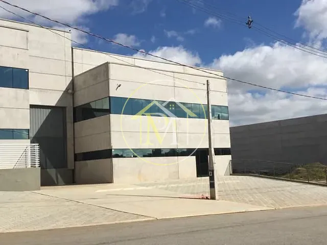 Galpão / Barracão com 1221m², para alugar, no bairro Éden em Sorocaba