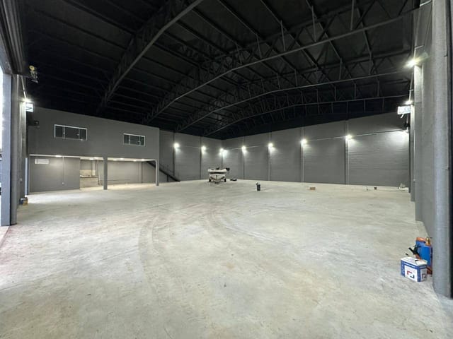 Galpão / Barracão com 1500m², para alugar, no bairro Vila Maria em Aparecida de Goiânia