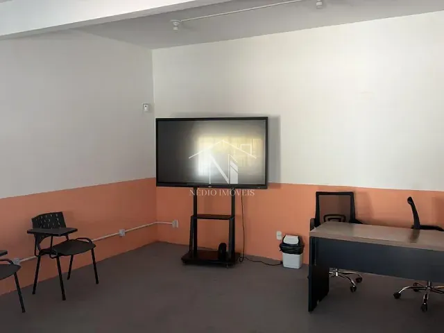 Galpão / Barracão com 450m², à venda, no bairro São José do Imbassaí em Maricá