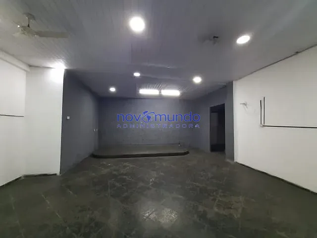 Galpão / Barracão com 86m², para alugar, no bairro Bonsucesso em Rio de Janeiro