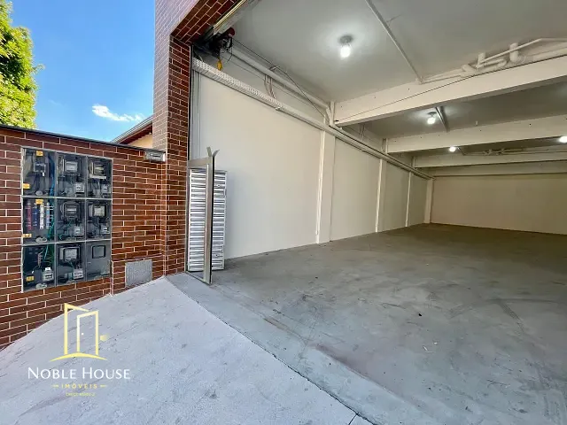 Galpão / Barracão com 220m², para alugar, no bairro João XXIII em Vinhedo