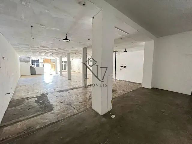 Galpão / Barracão com 322m², para alugar, no bairro Botafogo em Campinas