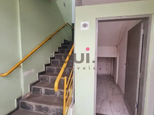 Galpão / Barracão à venda ou para alugar, no bairro Jardim Emília em Embu-Guaçu