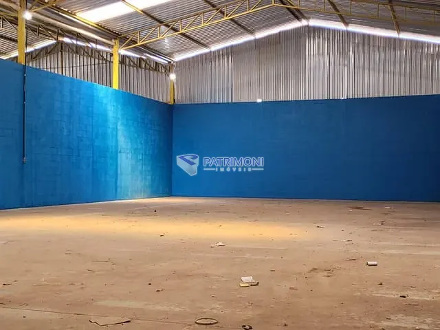 Galpão / Barracão com 360m², para alugar, no bairro Cidade Satélite em Juatuba