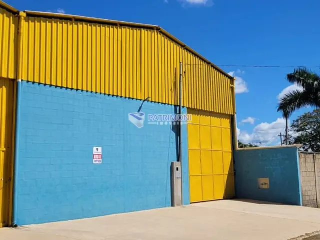 Galpão / Barracão com 360m², para alugar, no bairro Cidade Satélite em Juatuba
