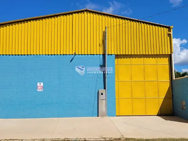 Galpão / Barracão com 360m², para alugar, no bairro Cidade Satélite em Juatuba