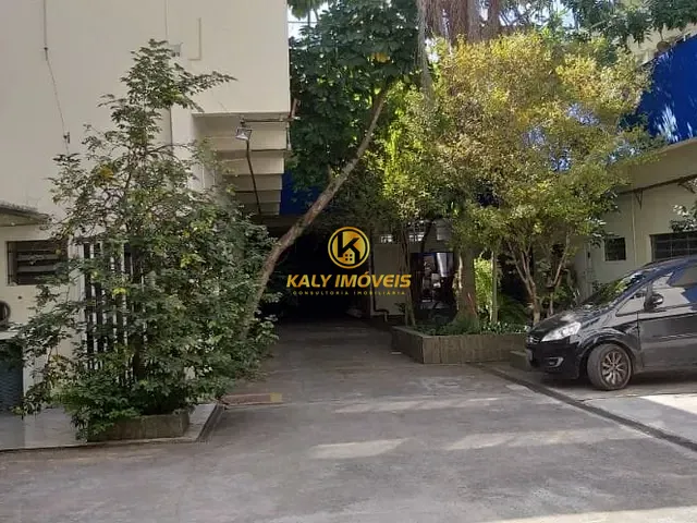 Galpão / Barracão à venda ou para alugar, no bairro Nova Petrópolis em São Bernardo do Campo