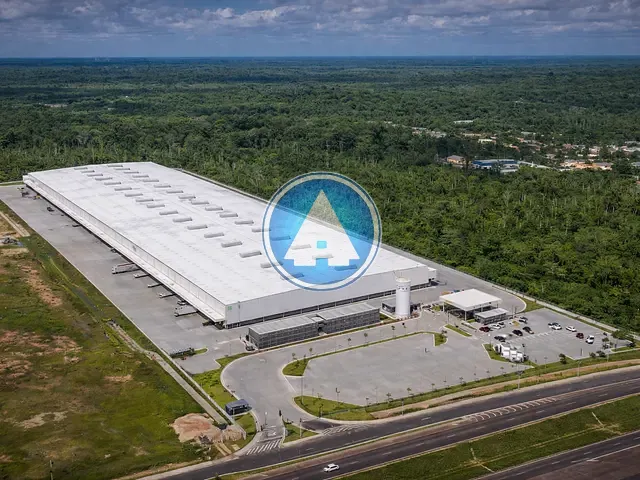 Galpão / Barracão com 1738m², para alugar, no bairro Canutama em Benevides