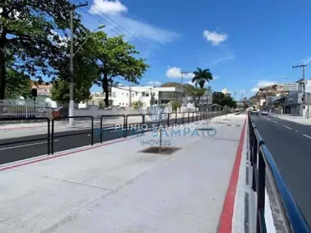 Galpão / Barracão com 500m², para alugar, no bairro Ilha de Santa Maria em Vitória