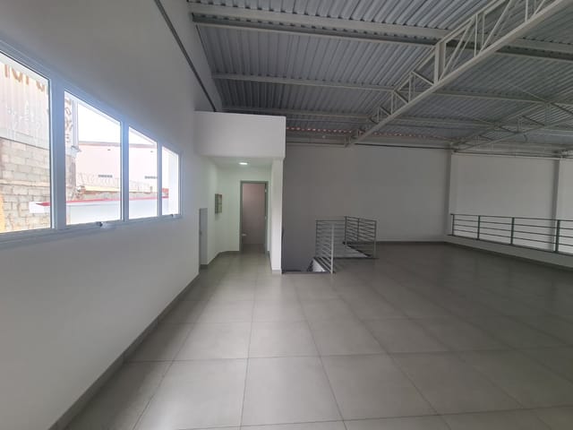 Foto do Galpão / Barracão - Galpão para alugar, 341 m² por R$ 26.490,00/mês - Vila Sônia - São Paulo/SP | PRADO e AZEVEDO NEGOCIOS IMOBILIARIOS LTDA