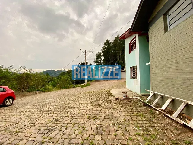 Galpão / Barracão para alugar, no bairro Centro em Marau