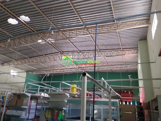 Galpão / Barracão com 320m², para alugar, no bairro Esplanada em Teresina